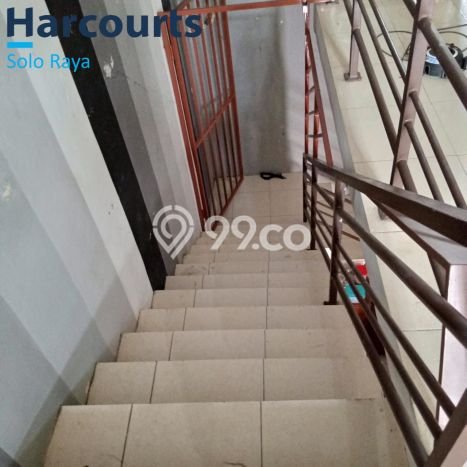 Ruko Dijual di Jebres Solo dengan LB 240m2 Ruko Dijual di Jebres Solo dengan LB 240m2