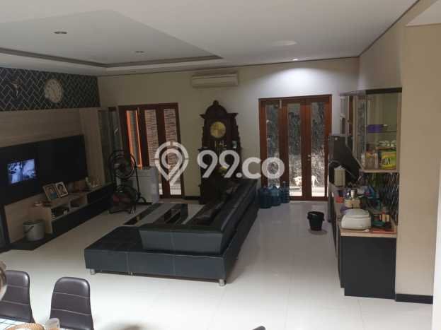 Dijual Rumah Premium dengan Fasilitas Sekitar Lengkap di Jebres, Solo Dijual Rumah Premium dengan Fasilitas Sekitar Lengkap di Jebres, Solo