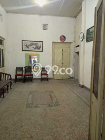 Dijual Kost Strategis di Serengan, Solo 7 KT, 8 KM, Luas Bangunan 175m2 Dijual Kost Strategis di Serengan, Solo 7 KT, 8 KM, Luas Bangunan 175m2