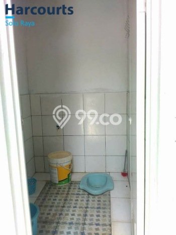 Dijual Rumah 8 Kamar Lokasi Strategis Bagus dan Strategis di Kartasura Dijual Rumah 8 Kamar Lokasi Strategis Bagus dan Strategis di Kartasura