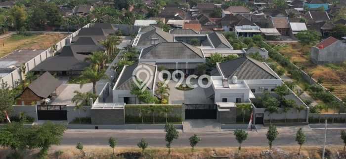 HARGA MENARIK! Vila Kawasan Grogol, Luas 6482m2m², Kawasan Tenang dan aman HARGA MENARIK! Vila Kawasan Grogol, Luas 6482m2m², Kawasan Tenang dan aman
