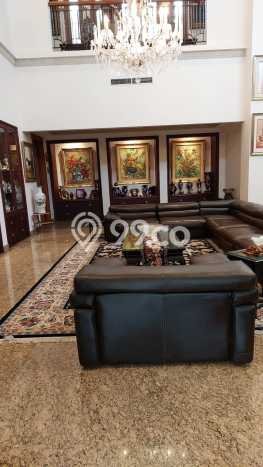 Hunian Mewah LB 1138m2 Siap Huni Desain Elegan di Kemang, Jakarta Selatan Hunian Mewah LB 1138m2 Siap Huni Desain Elegan di Kemang, Jakarta Selatan