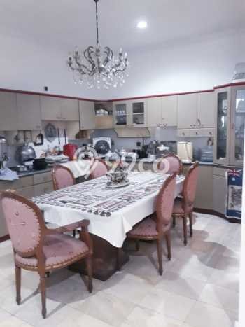 Rumah Elit Modern Siap Huni di Pondok Indah Jakarta Selatan Rumah Elit Modern Siap Huni di Pondok Indah Jakarta Selatan