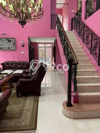 Hunian Mewah Dijual LT 460m2 di Ciputat, Tangerang Selatan Hunian Mewah Dijual LT 460m2 di Ciputat, Tangerang Selatan