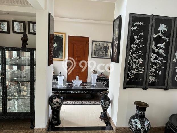 Hunian Mewah LB 1138m2 Siap Huni Desain Elegan di Kemang, Jakarta Selatan Hunian Mewah LB 1138m2 Siap Huni Desain Elegan di Kemang, Jakarta Selatan