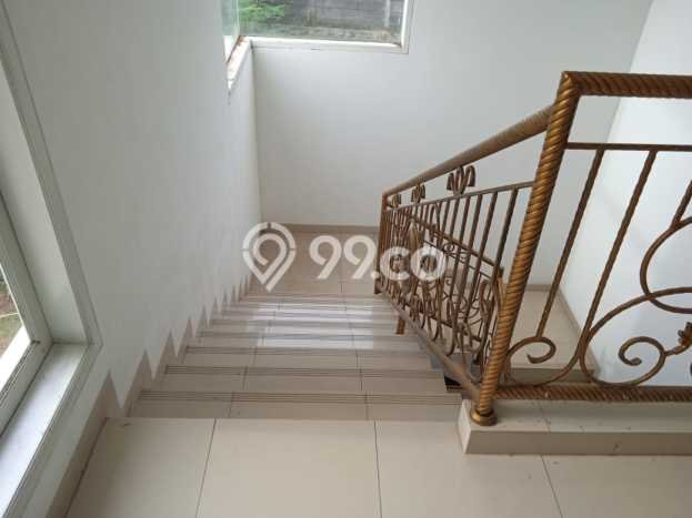 Rumah Mewah Siap Huni LT 1000m2 di Pondok Aren, Tangerang Selatan Rumah Mewah Siap Huni LT 1000m2 di Pondok Aren, Tangerang Selatan