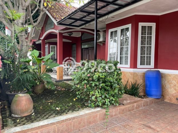 Hunian Mewah Dijual LT 460m2 di Ciputat, Tangerang Selatan Hunian Mewah Dijual LT 460m2 di Ciputat, Tangerang Selatan