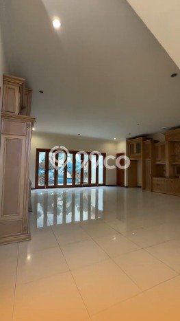 For Sale Rumah Elit Exclusive di Rungkut, Surabaya For Sale Rumah Elit Exclusive di Rungkut, Surabaya