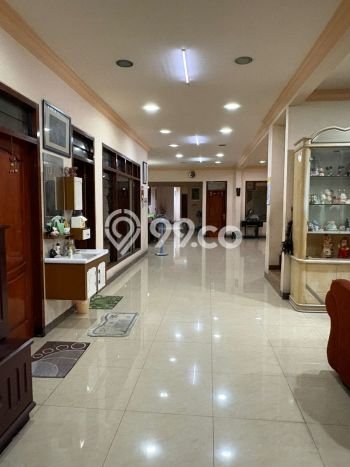 Area Ramai! Ruko Dijual di Trenggalek untuk Bisnis Luas Bangunan 608m2 Area Ramai! Ruko Dijual di Trenggalek untuk Bisnis Luas Bangunan 608m2