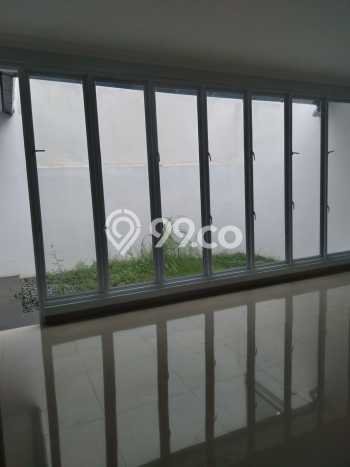 Dijual Hunian Rumah Terawat 3 Kamar di Kota Wisata, Bogor Dijual Hunian Rumah Terawat 3 Kamar di Kota Wisata, Bogor