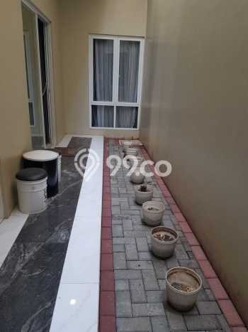 Ready to Use! Luxury House LT 187m2 Desain Modern di Kota Wisata Ready to Use! Luxury House LT 187m2 Desain Modern di Kota Wisata