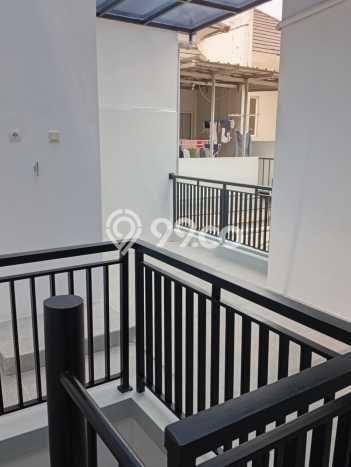 Hunian Elit LB 200m2 Siap Pakai Desain Elegan di Kota Wisata, Bogor Hunian Elit LB 200m2 Siap Pakai Desain Elegan di Kota Wisata, Bogor