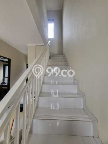 Rumah Modern 4 KT di Cikunir Bekasi Semi Furnished Rumah Modern 4 KT di Cikunir Bekasi Semi Furnished