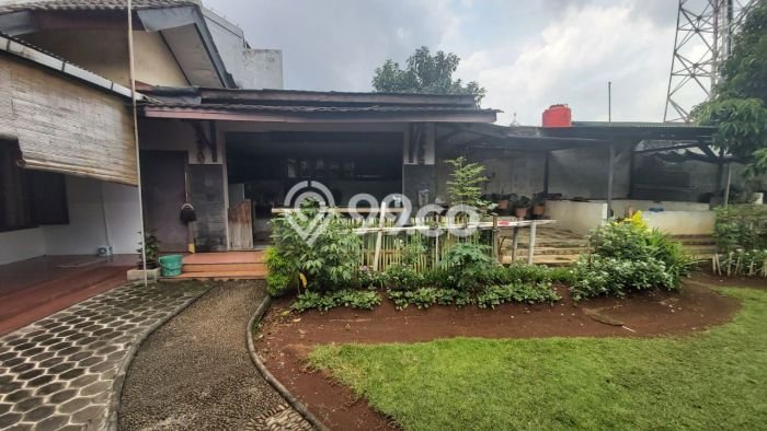 Hunian Eksklusif Siap Huni LT 709m2 di Jatisampurna, Bekasi Hunian Eksklusif Siap Huni LT 709m2 di Jatisampurna, Bekasi
