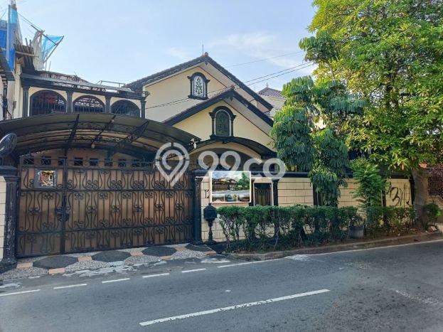 Hot Offer Hunian Mewah Ideal dan Luas di Duren Sawit, Jakarta Timur Hot Offer Hunian Mewah Ideal dan Luas di Duren Sawit, Jakarta Timur