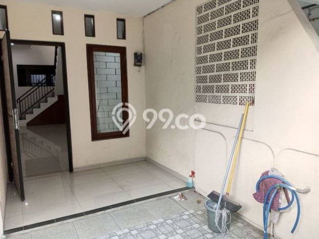 Rumah Modern 2 KT di Rawamangun Jakarta Timur Semi Furnished Rumah Modern 2 KT di Rawamangun Jakarta Timur Semi Furnished