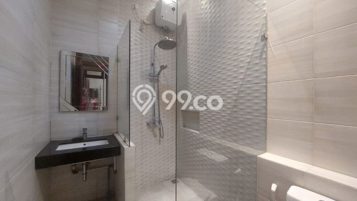 Dijual Rumah Mewah Exclusive di Ciracas, Jakarta Timur Dijual Rumah Mewah Exclusive di Ciracas, Jakarta Timur