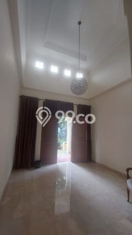 Dijual Rumah Mewah Exclusive di Ciracas, Jakarta Timur Dijual Rumah Mewah Exclusive di Ciracas, Jakarta Timur