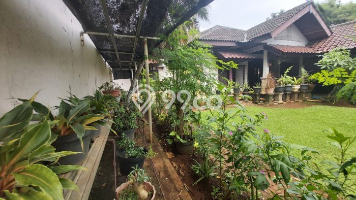 Hunian Eksklusif Siap Huni LT 709m2 di Jatisampurna, Bekasi Hunian Eksklusif Siap Huni LT 709m2 di Jatisampurna, Bekasi