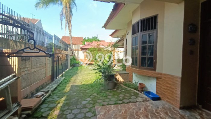 Rumah Minimalis 5 KT di Jatiwaringin Bekasi Semi Furnished Rumah Minimalis 5 KT di Jatiwaringin Bekasi Semi Furnished