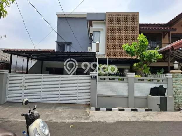 Jual Rumah Mewah Elegan Dengan View Eksklusif di Galaxy, Bekasi Jual Rumah Mewah Elegan Dengan View Eksklusif di Galaxy, Bekasi