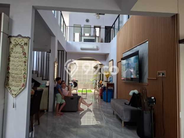 Jual Rumah Mewah Elegan Dengan View Eksklusif di Galaxy, Bekasi Jual Rumah Mewah Elegan Dengan View Eksklusif di Galaxy, Bekasi