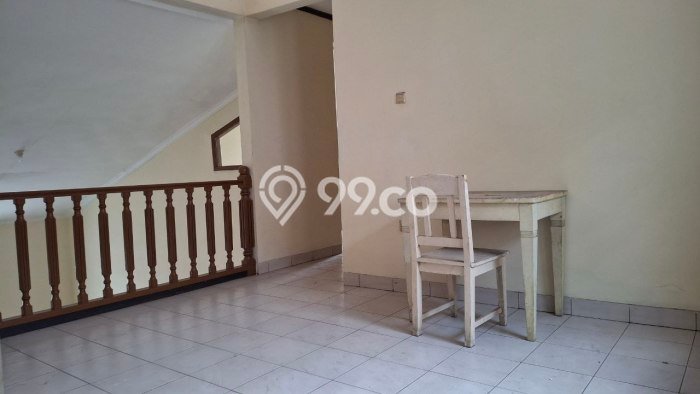 For Sale! Premium House LT 263m2 Desain Elegan di Pondok Kelapa For Sale! Premium House LT 263m2 Desain Elegan di Pondok Kelapa