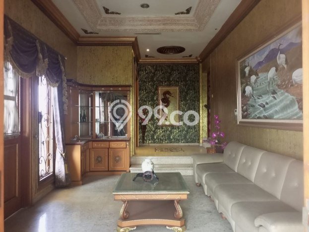 Rumah Mewah Siap Huni LT 561m2 di Rawalumbu, Bekasi Rumah Mewah Siap Huni LT 561m2 di Rawalumbu, Bekasi