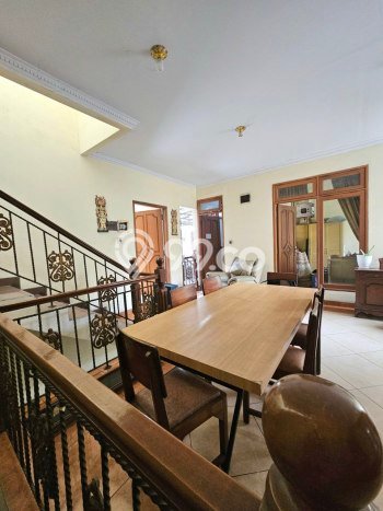 For Sale Rumah Elit Exclusive di Tebet, Jakarta Selatan For Sale Rumah Elit Exclusive di Tebet, Jakarta Selatan