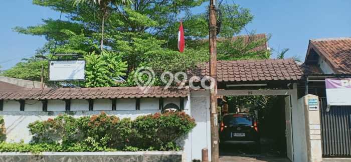 Rumah Mewah LB 160m2 Siap Pakai Desain Elegan di Pondok Kelapa, Jakarta Timur Rumah Mewah LB 160m2 Siap Pakai Desain Elegan di Pondok Kelapa, Jakarta Timur