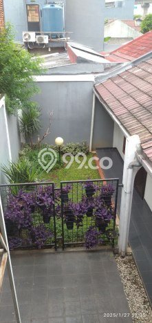 Ready to Use! Luxury House LT 315m2 Desain Elegan di Galaxy Ready to Use! Luxury House LT 315m2 Desain Elegan di Galaxy