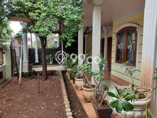 Siap Huni Rumah Minimalis & Modern LB 360m2 di Utan Kayu Siap Huni Rumah Minimalis & Modern LB 360m2 di Utan Kayu