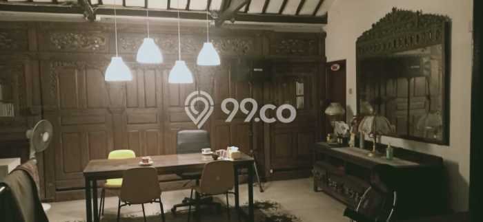 Rumah Mewah LB 160m2 Siap Pakai Desain Elegan di Pondok Kelapa, Jakarta Timur Rumah Mewah LB 160m2 Siap Pakai Desain Elegan di Pondok Kelapa, Jakarta Timur