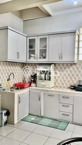 Rumah Mewah LB 280m2 Siap Pakai Desain Elegan di Galaxy, Bekasi Rumah Mewah LB 280m2 Siap Pakai Desain Elegan di Galaxy, Bekasi