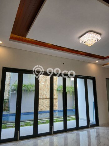 Ready to Use! Premium House LT 307m2 Desain Modern di Radio Dalam Ready to Use! Premium House LT 307m2 Desain Modern di Radio Dalam