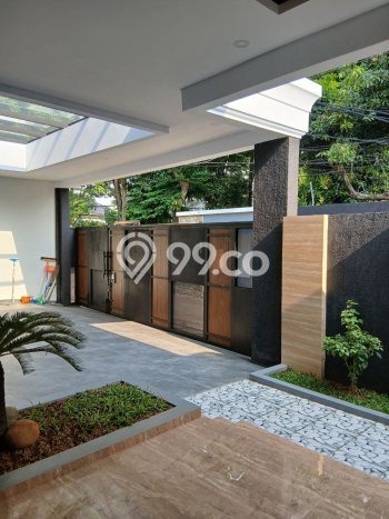 Ready to Use! Premium House LT 307m2 Desain Modern di Radio Dalam Ready to Use! Premium House LT 307m2 Desain Modern di Radio Dalam
