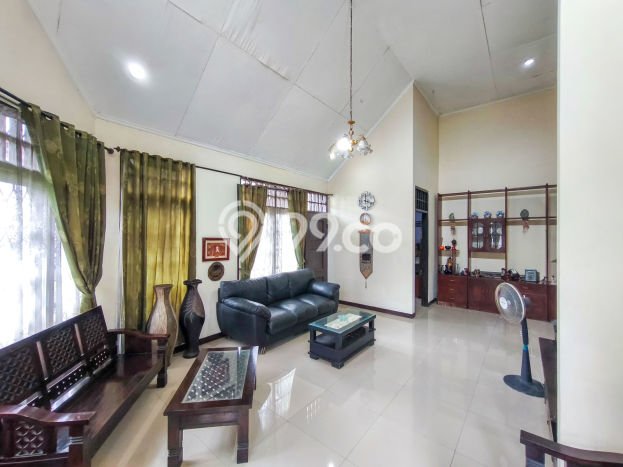 Siap Huni Rumah Mewah 4 Kamar di Ciputat Dekat ke Mana Pun Siap Huni Rumah Mewah 4 Kamar di Ciputat Dekat ke Mana Pun