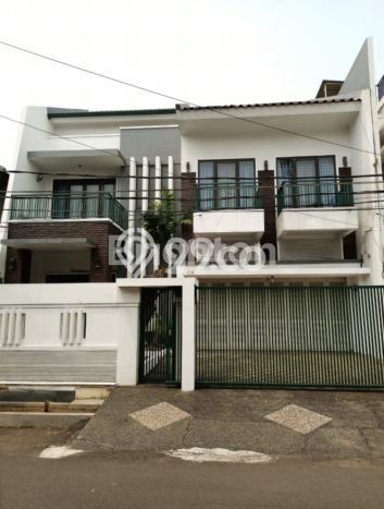Rumah Strategis area Kedoya Utara, Dekat Kedoya Utara, Jakarta Barat, Jakarta Barat - 4 KT Rumah Strategis area Kedoya Utara, Dekat Kedoya Utara, Jakarta Barat, Jakarta Barat - 4 KT
