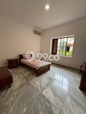 Rumah Kontrakan Jakarta Selatan LT 350m2 LB 350m2 Kawasan Pejaten Rumah Kontrakan Jakarta Selatan LT 350m2 LB 350m2 Kawasan Pejaten
