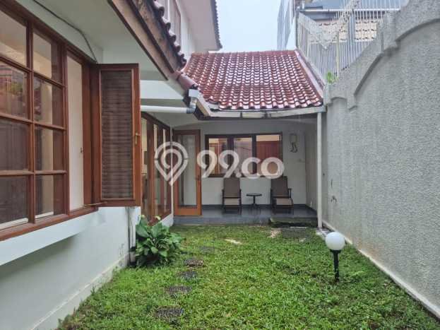 Rumah Kontrakan Jakarta Selatan LT 350m2 LB 350m2 Kawasan Pejaten Rumah Kontrakan Jakarta Selatan LT 350m2 LB 350m2 Kawasan Pejaten