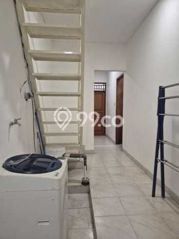 Rumah Kontrakan Jakarta Selatan LT 350m2 LB 350m2 Kawasan Pejaten Rumah Kontrakan Jakarta Selatan LT 350m2 LB 350m2 Kawasan Pejaten