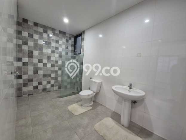 Rumah Kontrakan Jakarta Selatan LT 350m2 LB 350m2 Kawasan Pejaten Rumah Kontrakan Jakarta Selatan LT 350m2 LB 350m2 Kawasan Pejaten