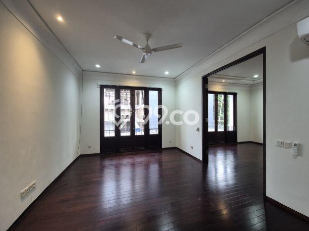 Hunian Modern Disewakan di Pejaten Jakarta Selatan 5 KT & 5 KM Hunian Modern Disewakan di Pejaten Jakarta Selatan 5 KT & 5 KM