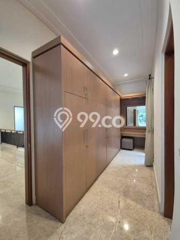 Rumah Sewa Jakarta Selatan LT 600m2 LB 550m2 Kawasan Kemang Rumah Sewa Jakarta Selatan LT 600m2 LB 550m2 Kawasan Kemang