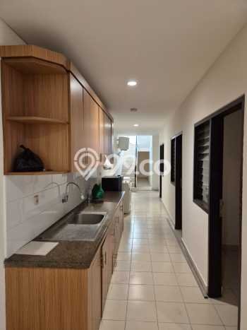 Disewakan! Rumah 4 Kamar Tidur &
4 Kamar Mandi di Kemang, Jakarta Selatan Disewakan! Rumah 4 Kamar Tidur &
4 Kamar Mandi di Kemang, Jakarta Selatan