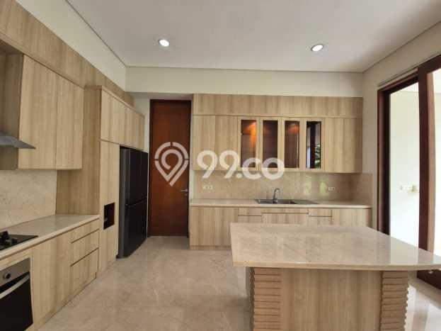 Disewakan! Rumah 5 Kamar Tidur &
5 Kamar Mandi di Cipete, Jakarta Selatan Disewakan! Rumah 5 Kamar Tidur &
5 Kamar Mandi di Cipete, Jakarta Selatan