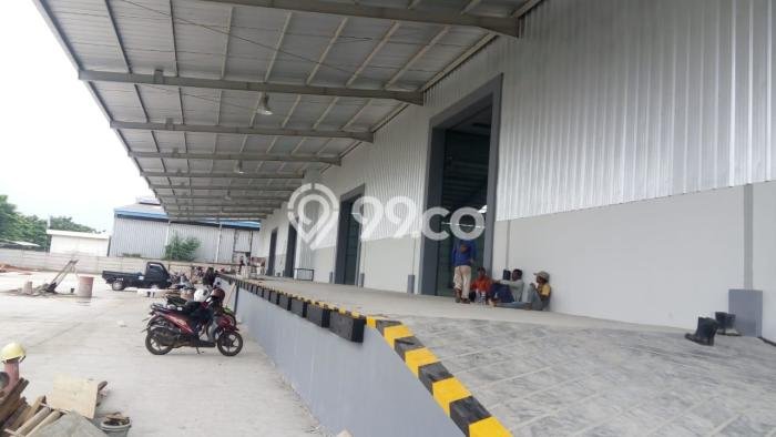 Disewakan Gudang di Kawasan Ramai Cikarang Luas 5000m2 Disewakan Gudang di Kawasan Ramai Cikarang Luas 5000m2