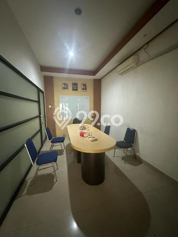 Kantor Dijual di Prime Area Jakarta Selatan Luas 402m2 Kantor Dijual di Prime Area Jakarta Selatan Luas 402m2