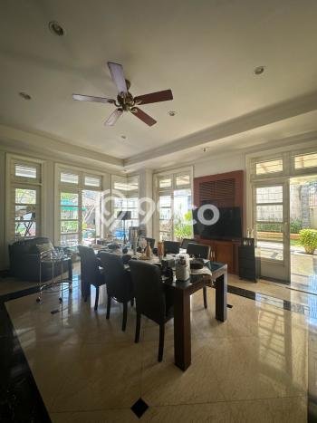 Hunian Mewah LB 1500m2 Siap Pakai Desain Elegan di Bintaro, Tangerang Selatan Hunian Mewah LB 1500m2 Siap Pakai Desain Elegan di Bintaro, Tangerang Selatan