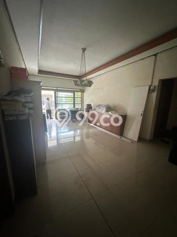 Kantor Dijual di Prime Area Jakarta Selatan Luas 402m2 Kantor Dijual di Prime Area Jakarta Selatan Luas 402m2